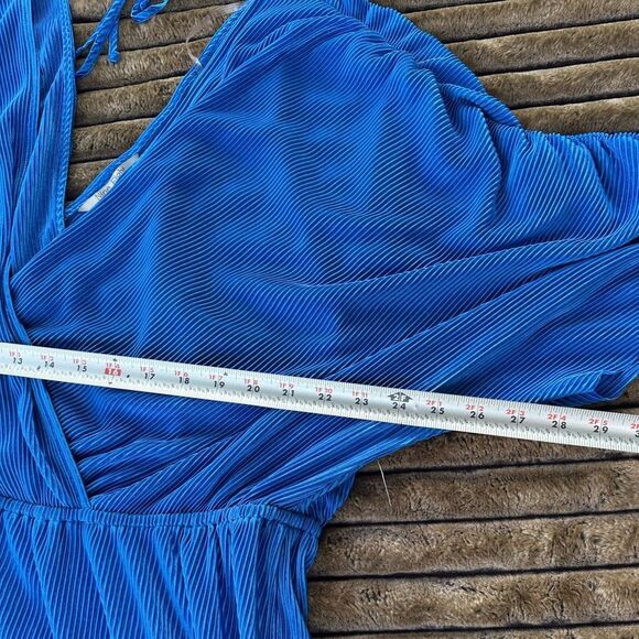 Elegant Blue Women's Dress - Picture 6 of 7